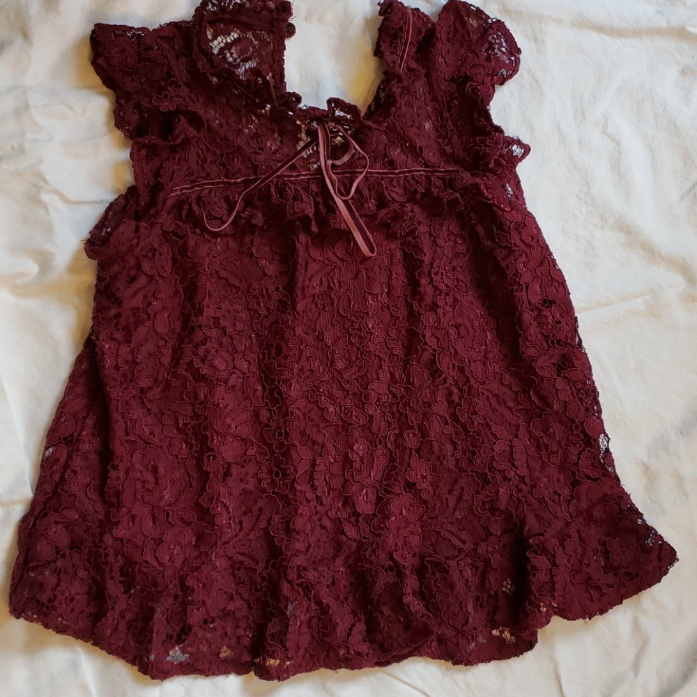 Wine red pleated bottom Top